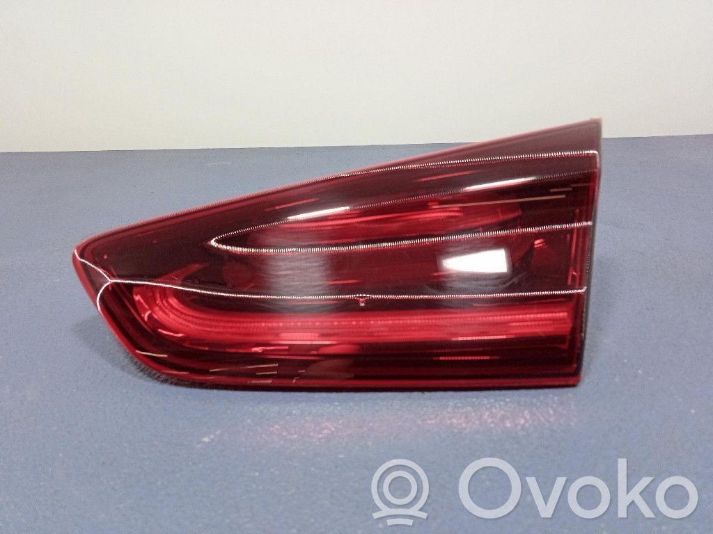 Lampa tylna   J792434210,J792434210