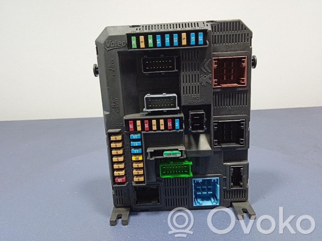 Peugeot 208 I Fuse box set 