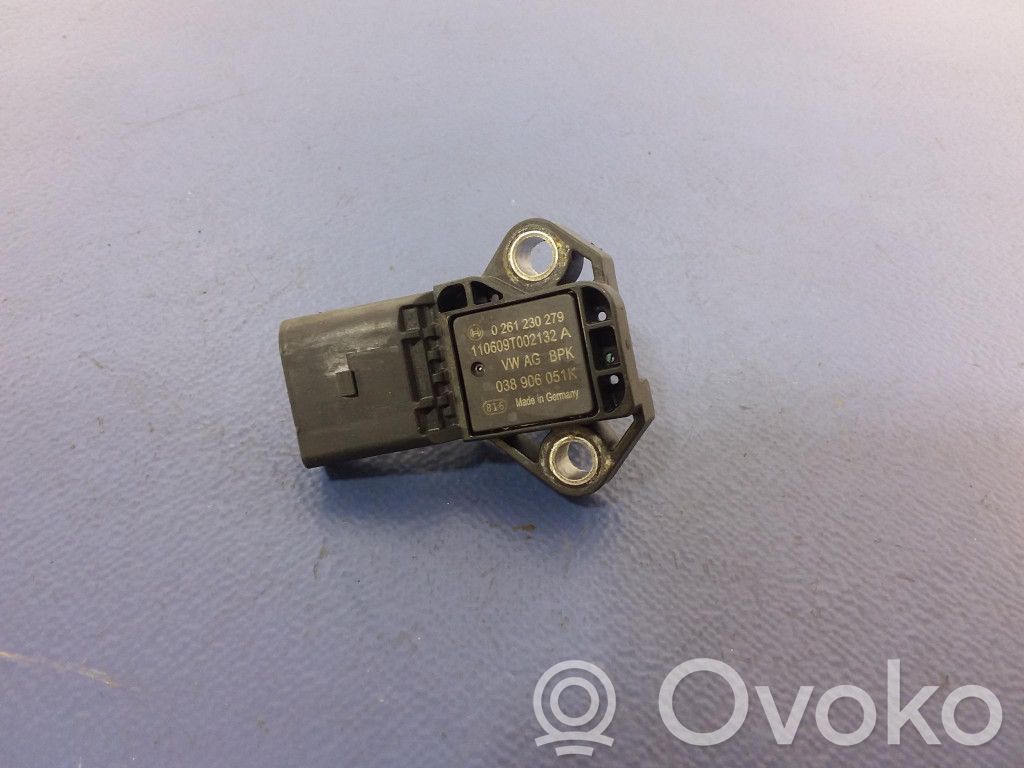 Audi A8 S8 D4 4H Sensor / Fühler / Geber 