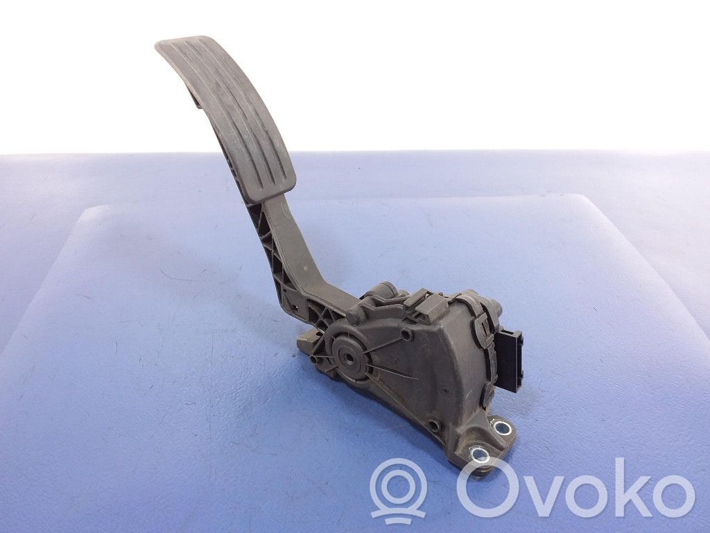 Dacia Sandero Accelerator throttle pedal 