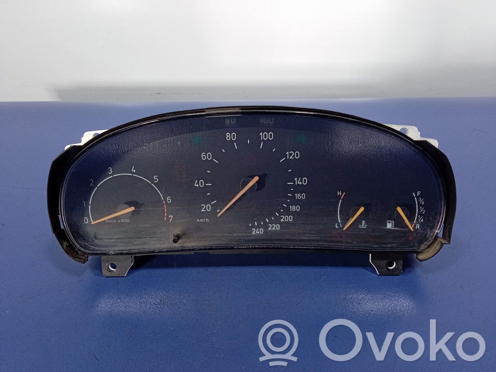 Saab 9-5 Speedometer (instrument cluster) 
