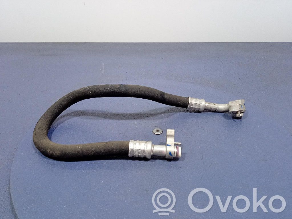 BMW 3 F30 F35 F31 Conductă/furtun aer condiționat (A/C) 