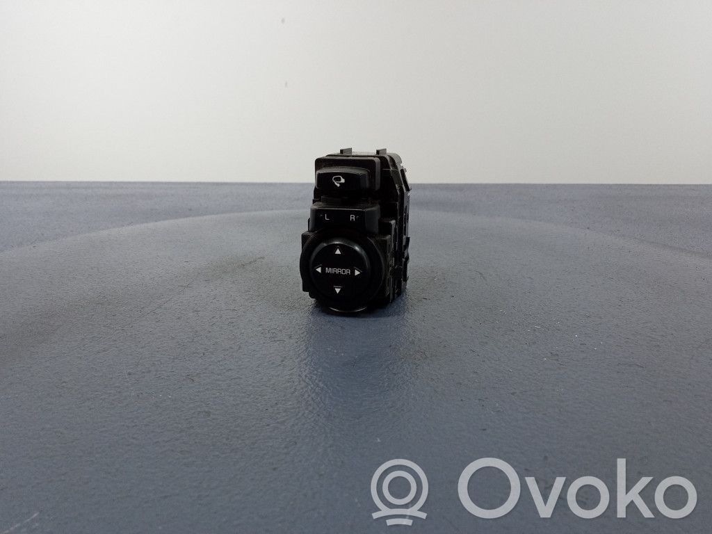 KIA Rio Mirror heating switch 