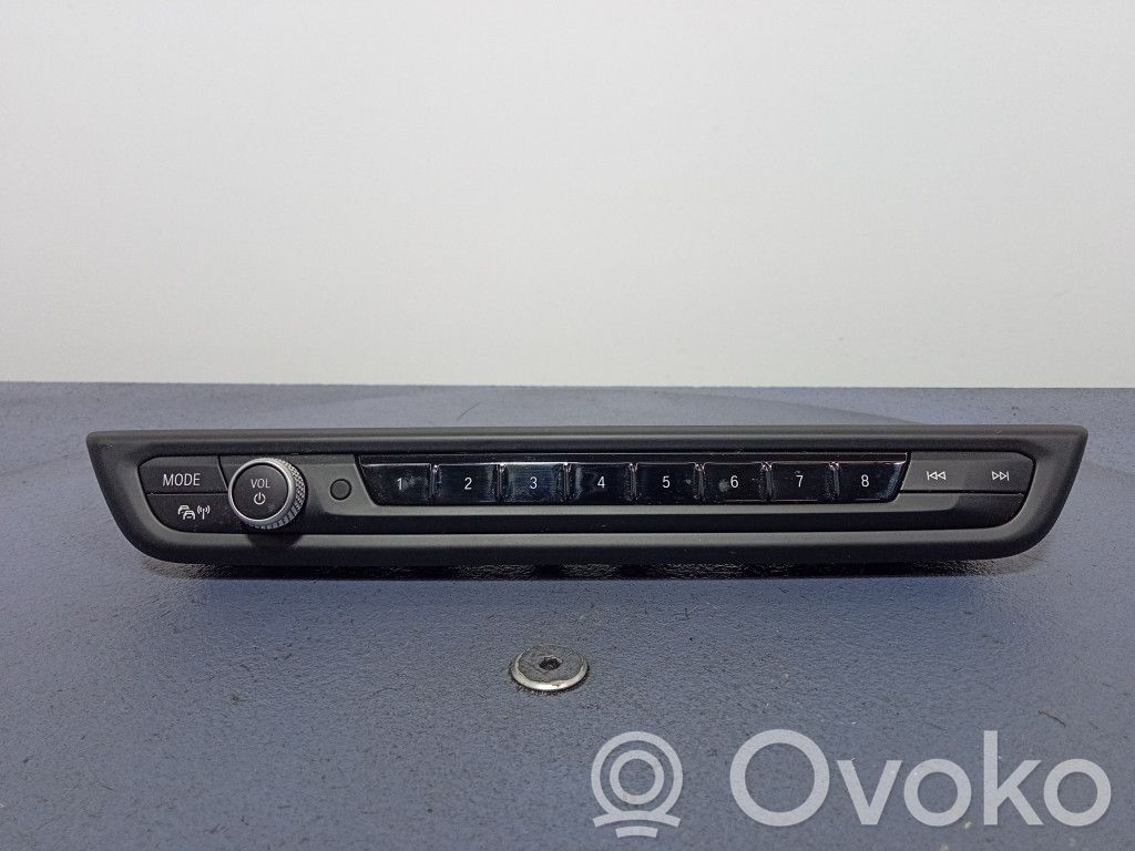 BMW 1 F40 Head unit multimedia control 
