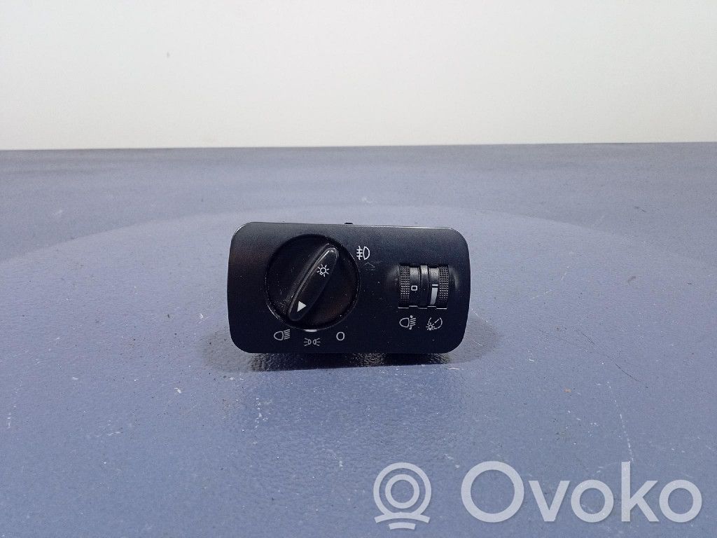 Seat Leon (1M) Lichtschalter 