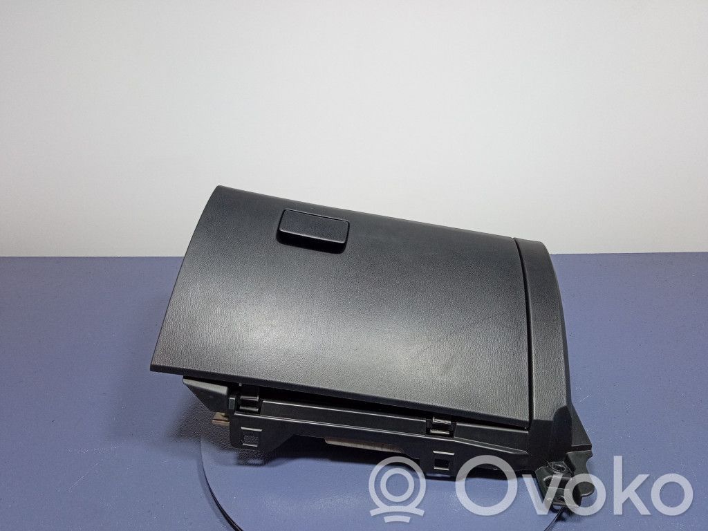 Guantera   GHP964261,GHP964261