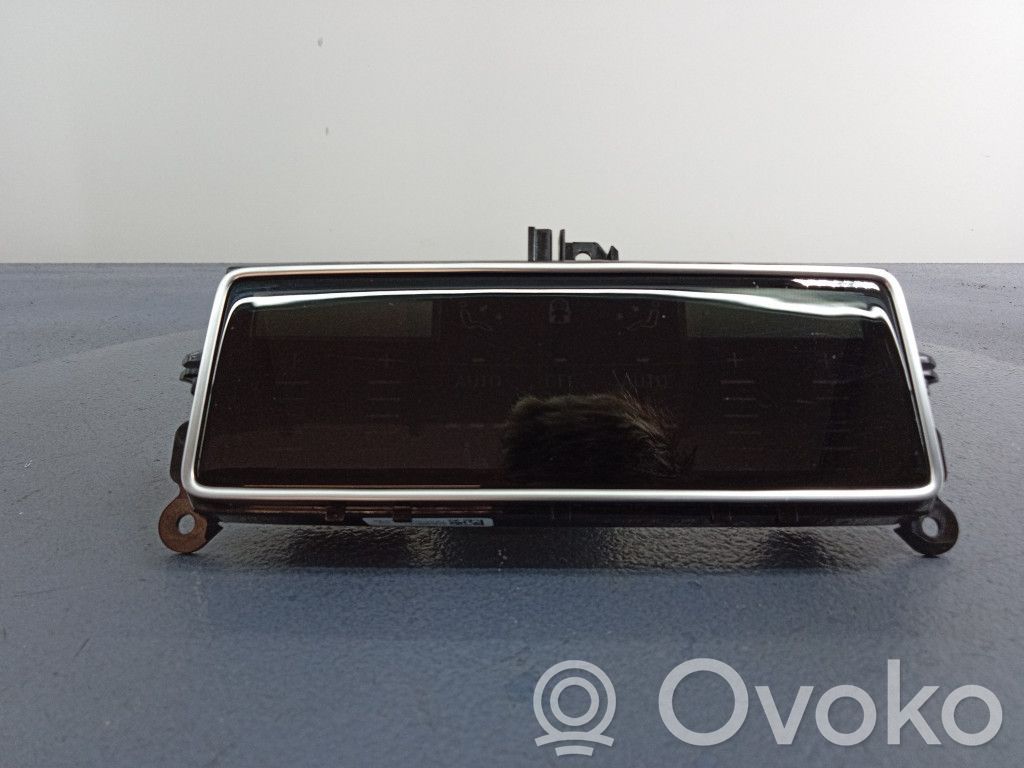 Audi Q7 4M Climate control unit 