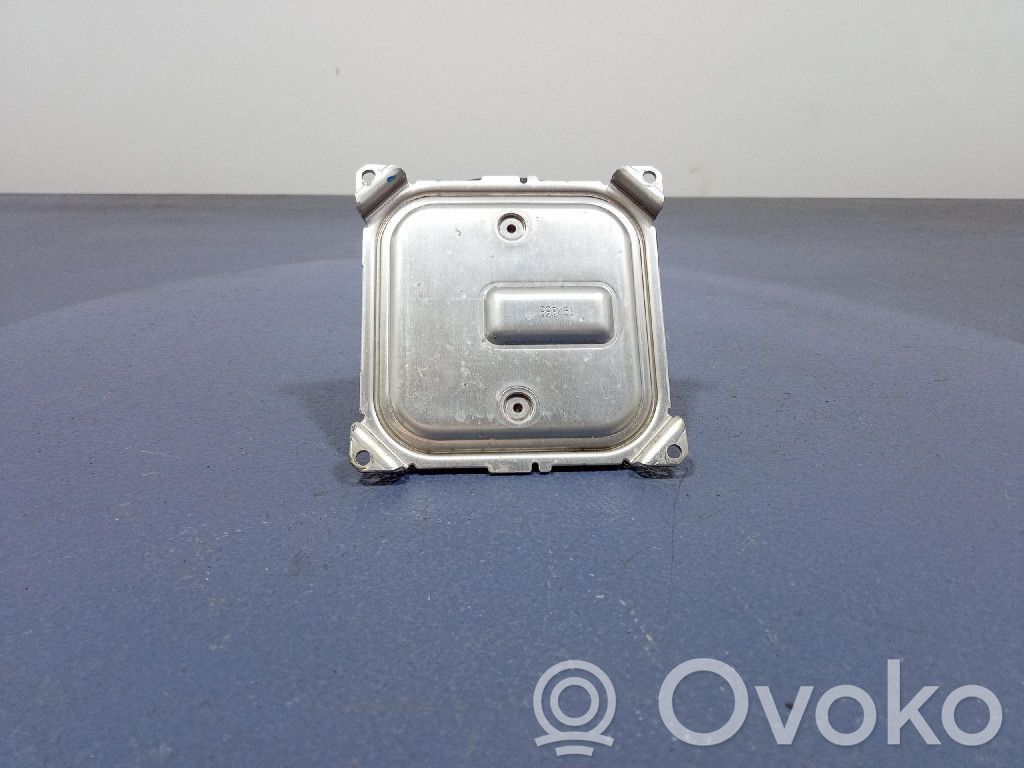 Renault Megane I Voltage converter/converter module 