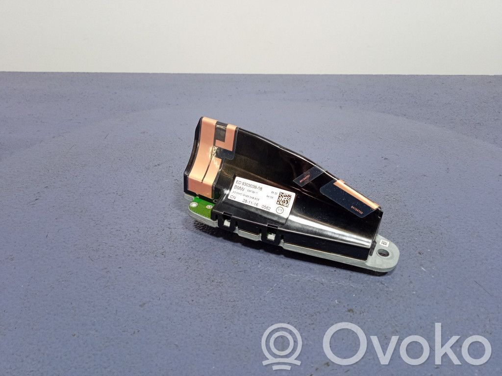 BMW 5 G30 G31 G38 Antena GPS 