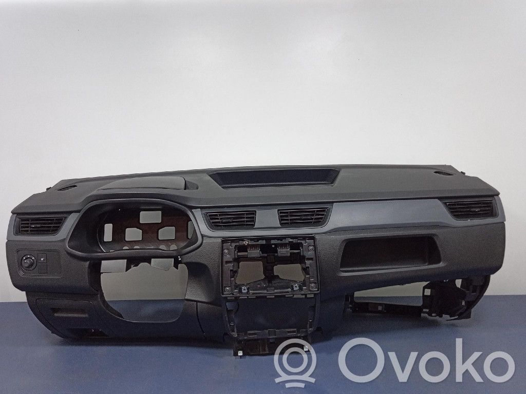 Chevrolet Express Panelė 