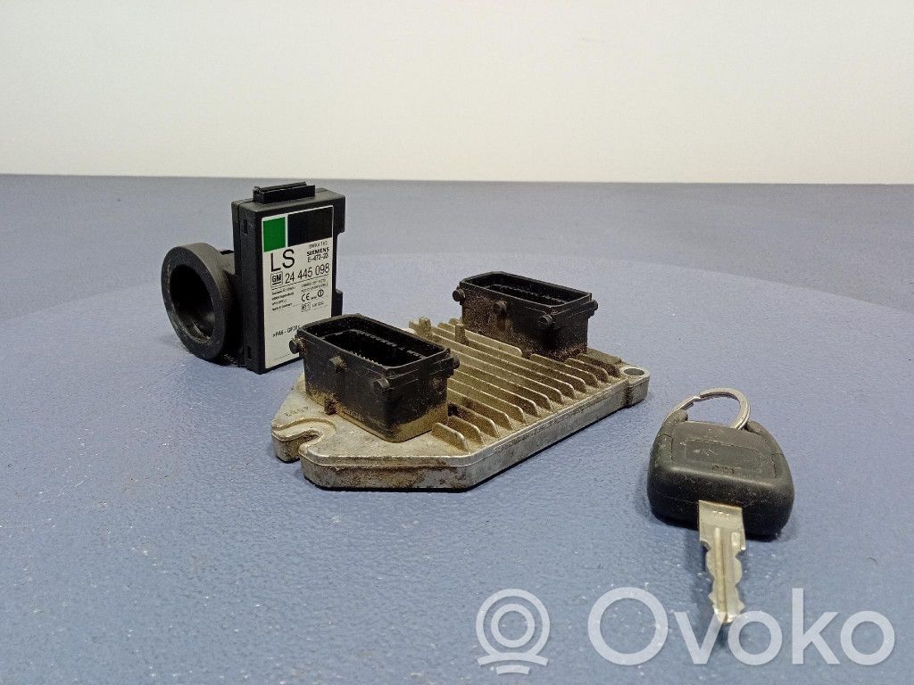 Opel Zafira A Engine control unit/module ECU 