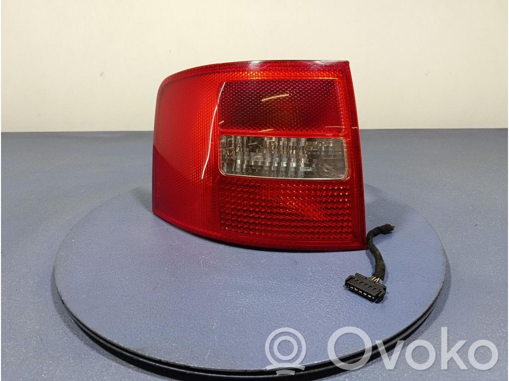 Audi A6 S6 C5 4B Lampa tylna