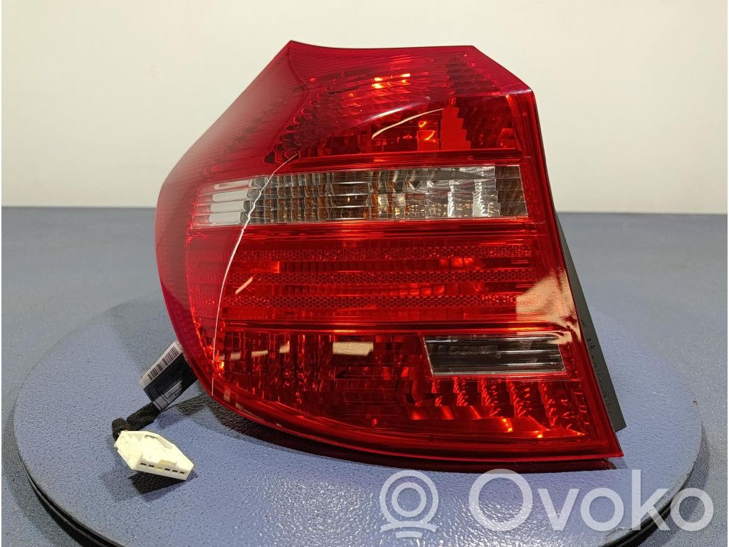 BMW 1 E82 E88 Lampa tylna