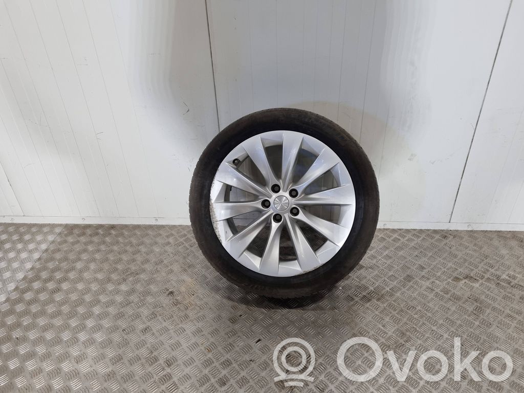 Tesla Model X Llanta de aleación R20 