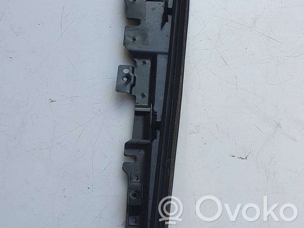 BMW 3 E92 E93 Kita bagažinės apdailos detalė 