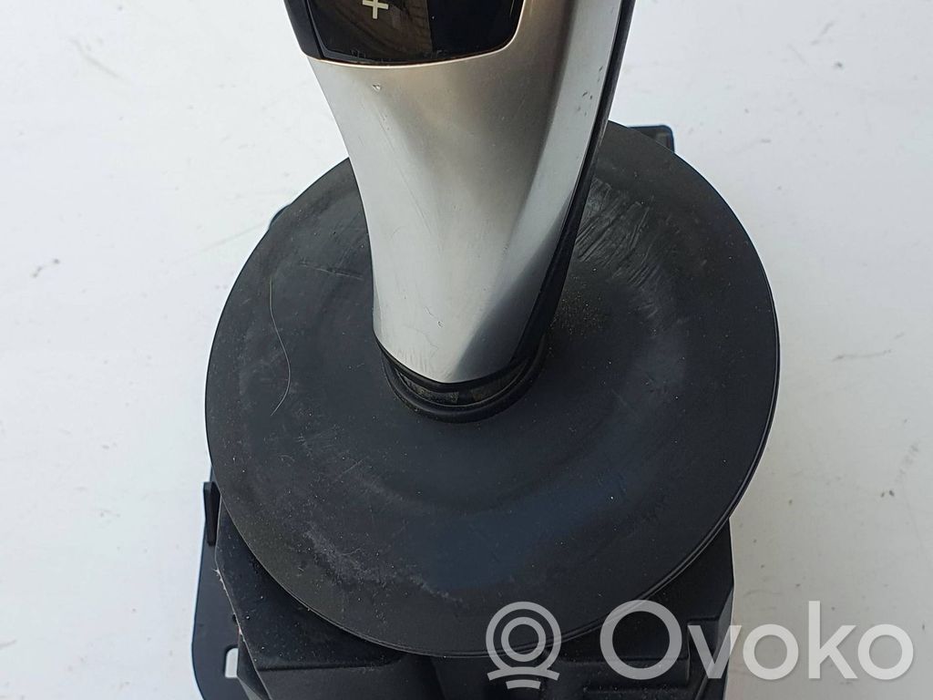 Gear shifter/selector   9189638