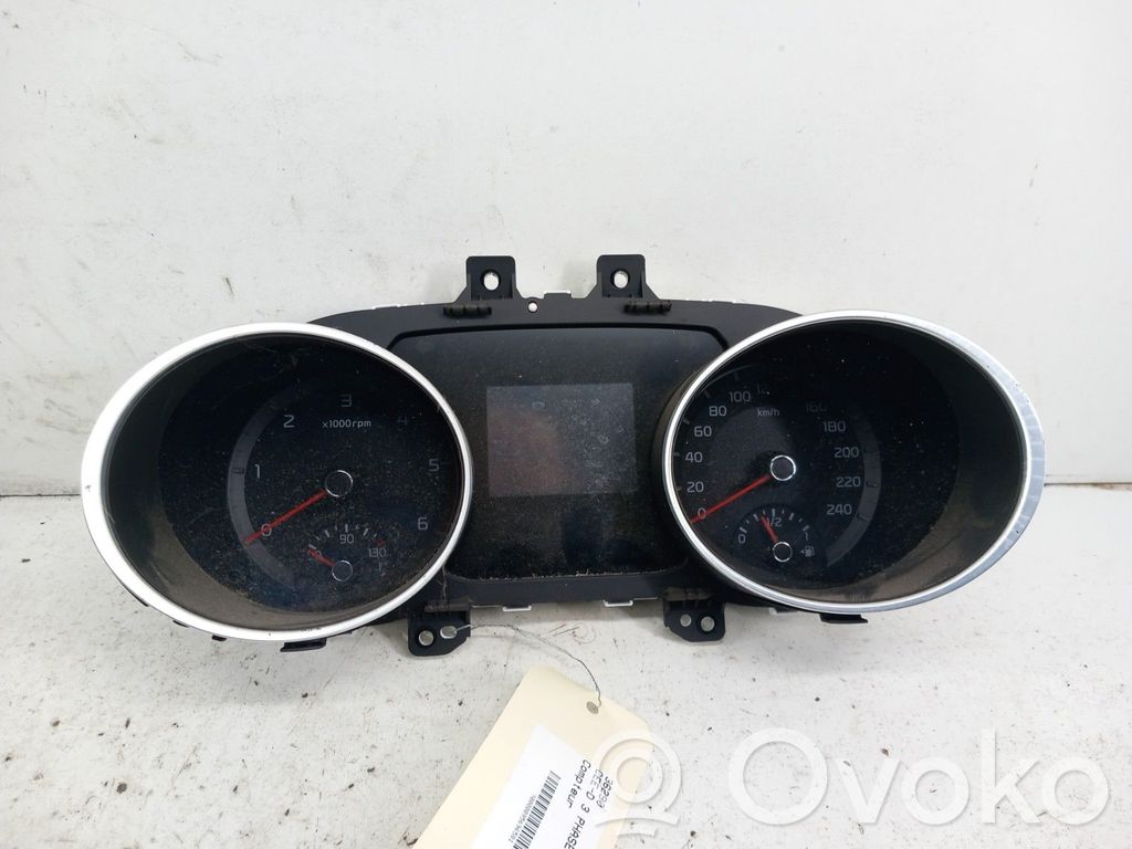 KIA Ceed Speedometer (instrument cluster) 
