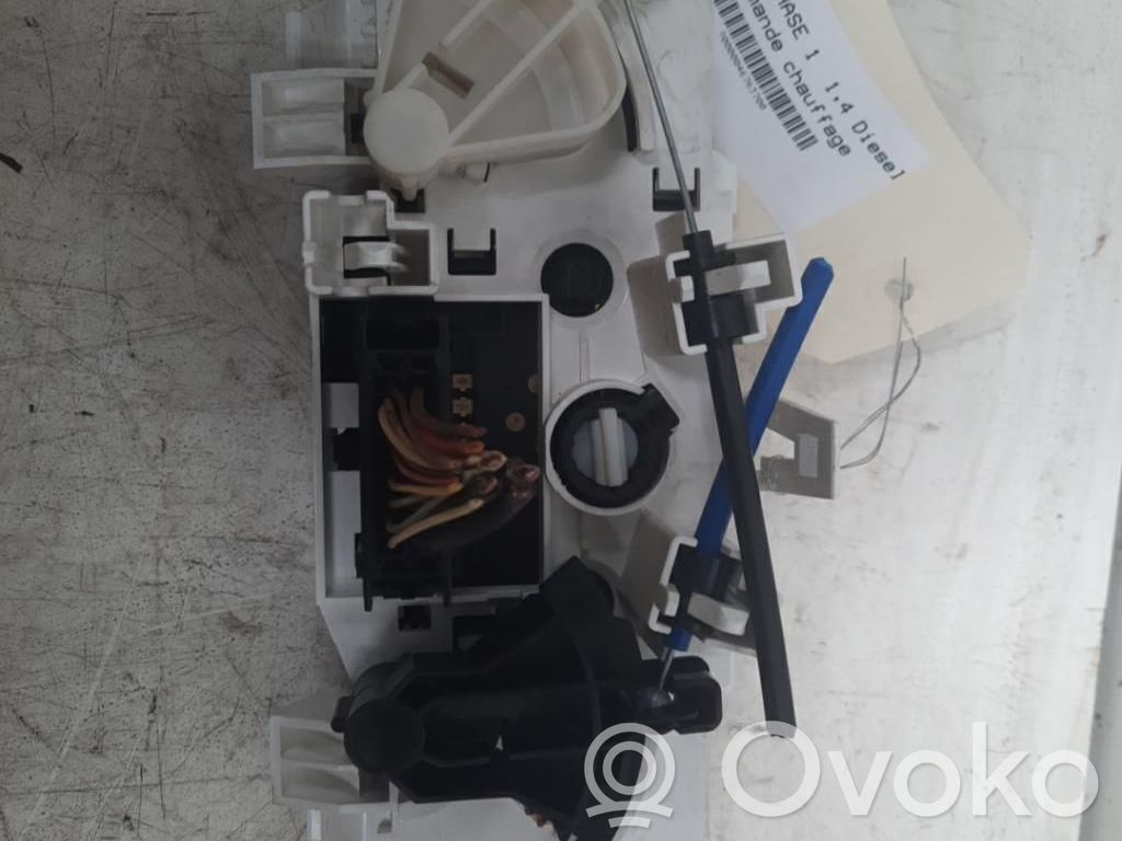 Climate control unit   00006452F8