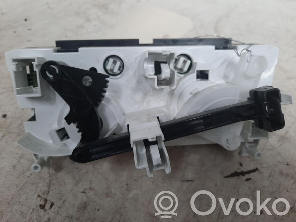 Citroen C3 Picasso Climate control unit 