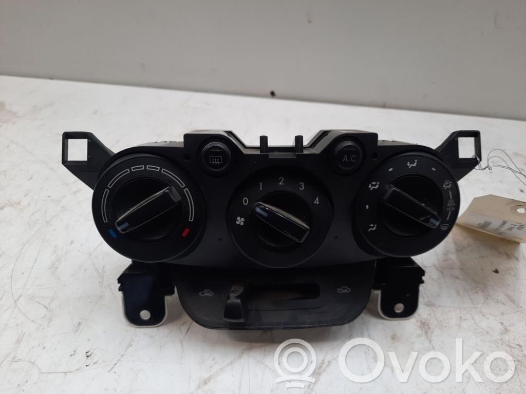 Mazda 2 Climate control unit 