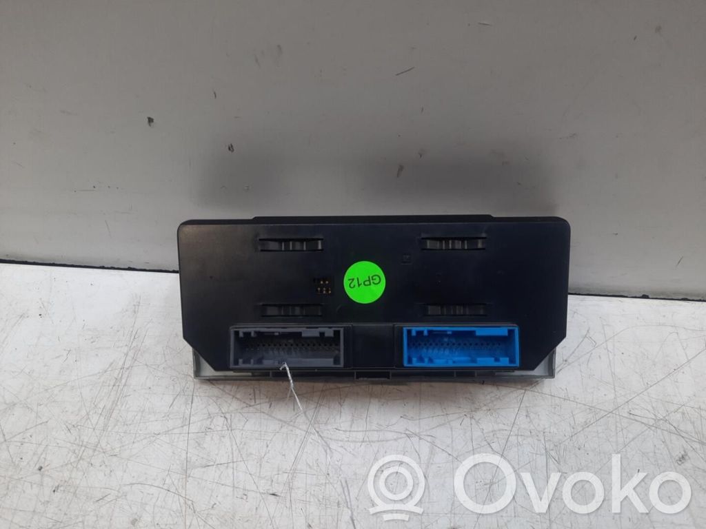 Opel Astra H Climate control unit 