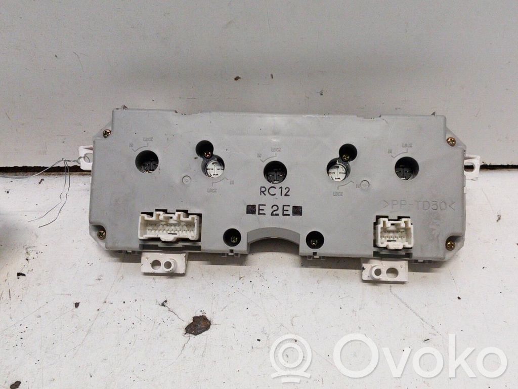 Mazda 6 Climate control unit 