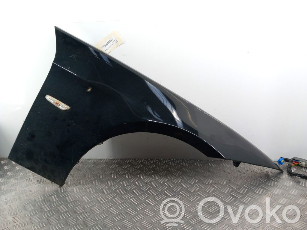 BMW 3 E90 E91 Sparnas 