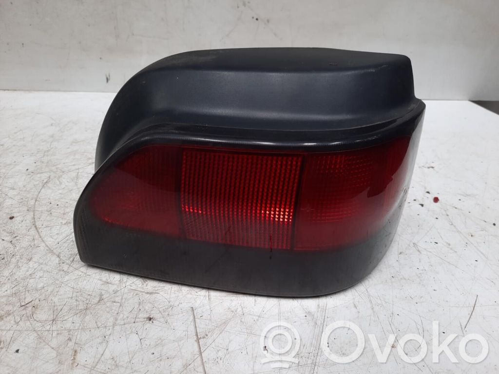 Renault Clio I Rear/tail lights 
