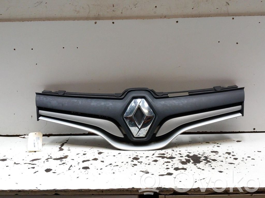 Renault Kangoo II Etusäleikkö 