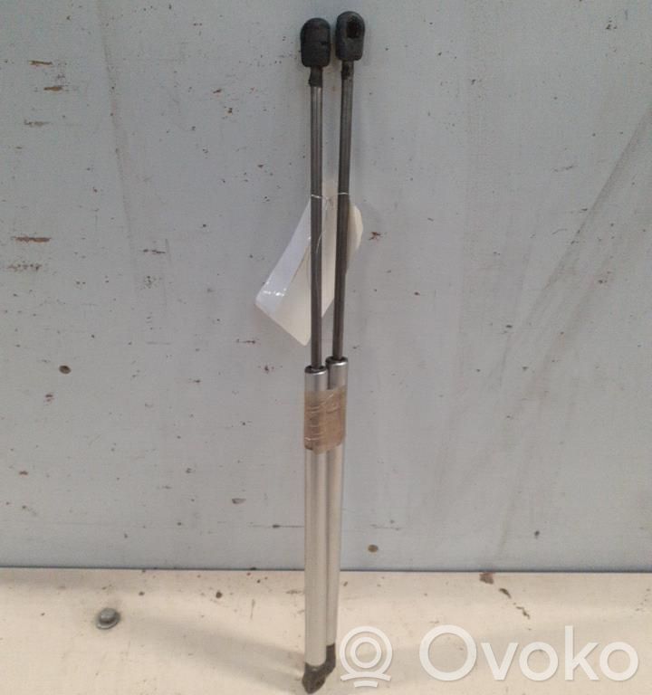 Audi A2 Tailgate/trunk strut/damper 