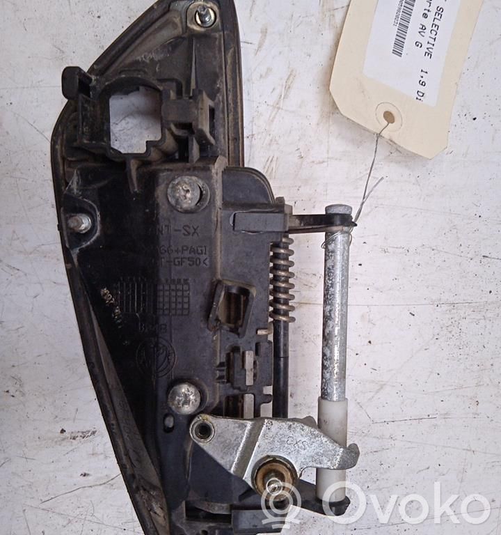 Alfa Romeo 159 Manecilla externa puerta delantera 