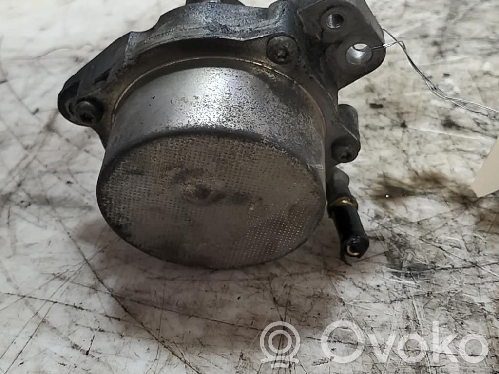Fiat Punto (188) Vacuum pump 