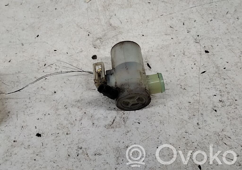 Suzuki SX4 Windscreen/windshield washer pump 