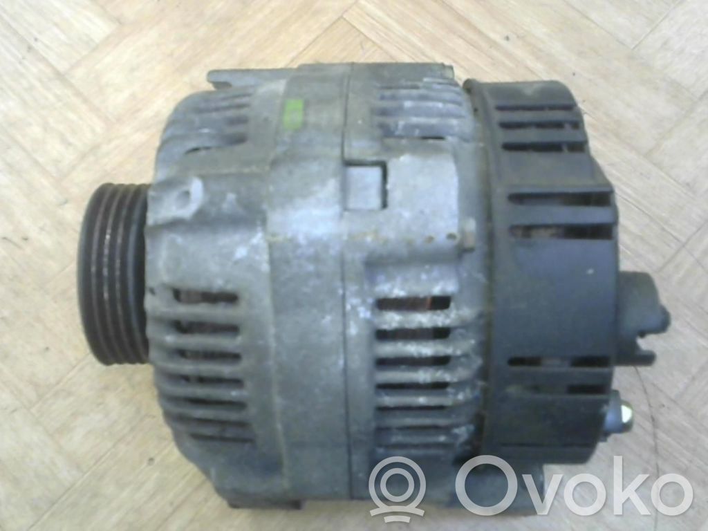 Renault Clio I Generatorius 