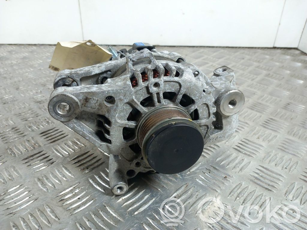 Alternador   373002U200