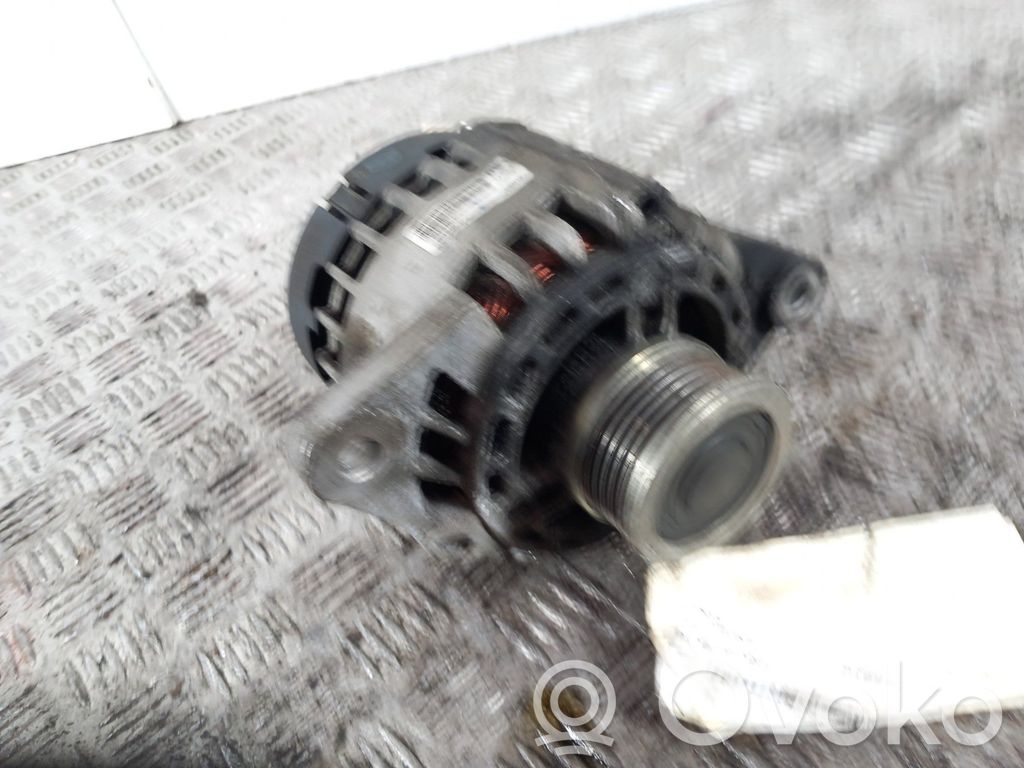 Alfa Romeo 147 Ģenerators 