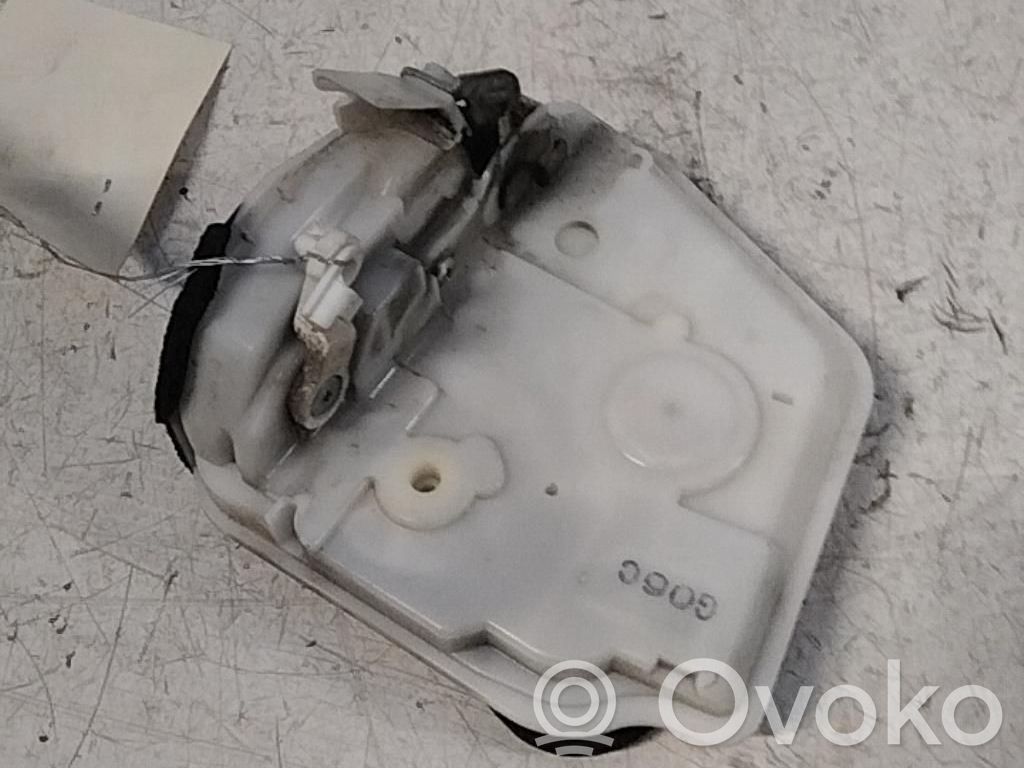 Mazda 2 Front door lock 