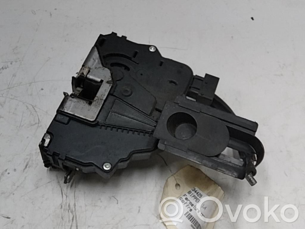 Tailgate/trunk/boot lock/catch/latch