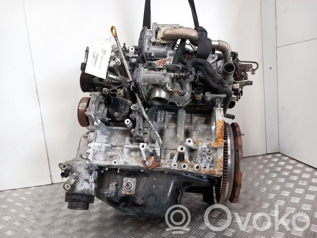 Toyota Verso Dzinējs 