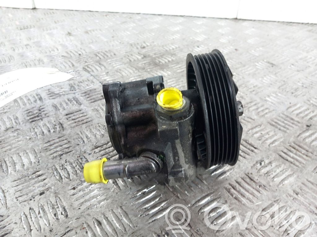 BMW 3 E90 E91 Power steering pump 