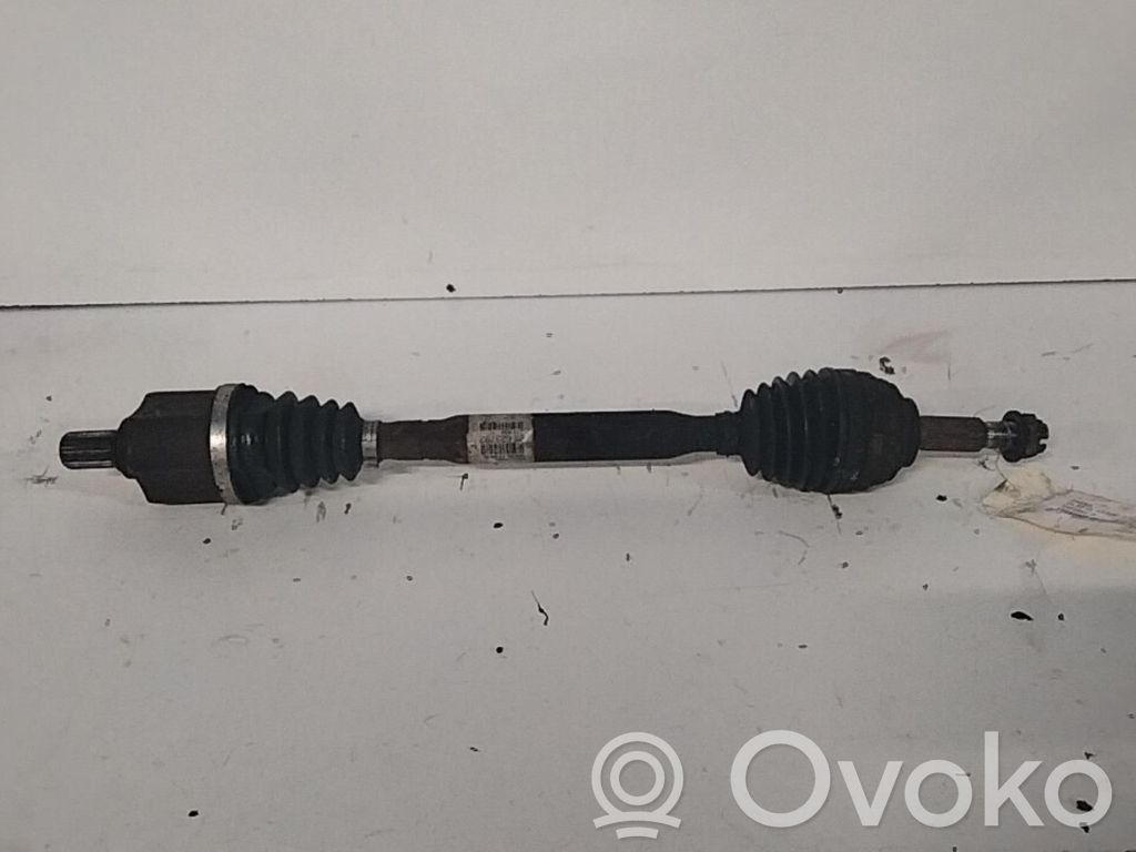 Renault Clio III Front driveshaft 