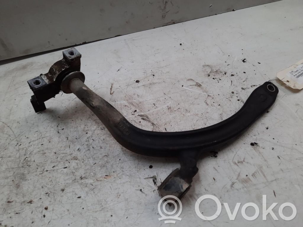 Citroen C5 Wahacz przedni 