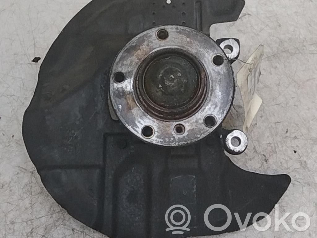 BMW 3 E46 Priekšējā riteņa rumbas vārpstas šarnīrs (stupica, capfa) 
