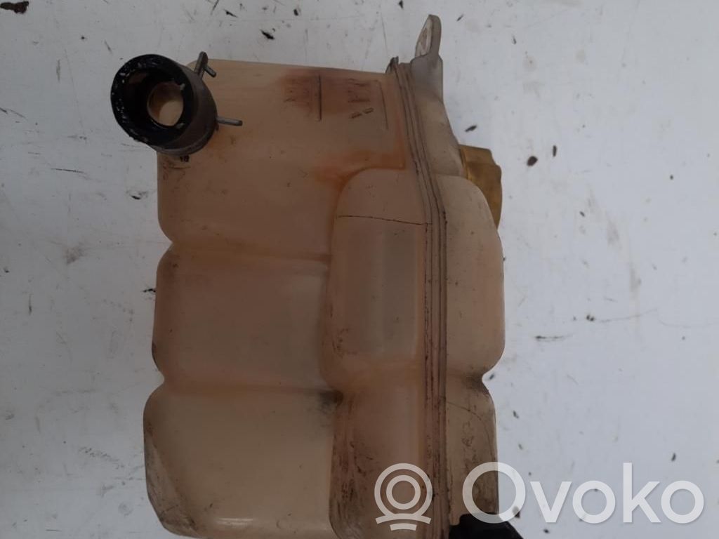 Mazda 2 Aušinimo skysčio išsiplėtimo bakelio dangtelis 