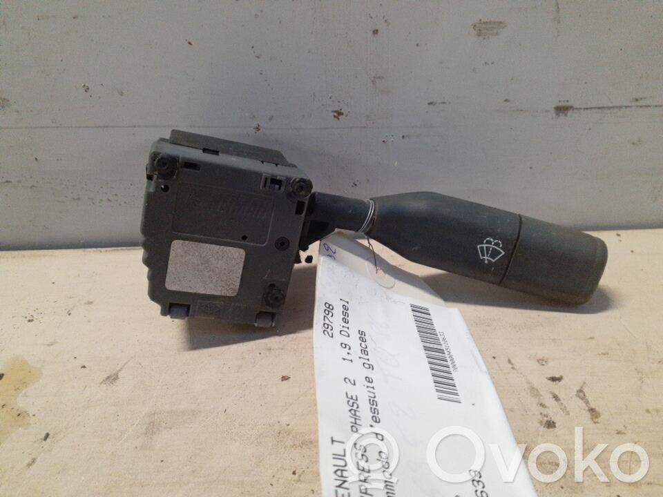 Renault Express Palanca de control del limpiaparabrisas 