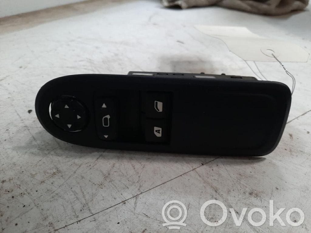 Electric window control switch
