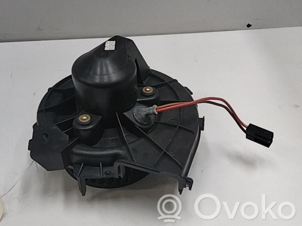Opel Corsa C Pečiuko ventiliatorius/ putikas 