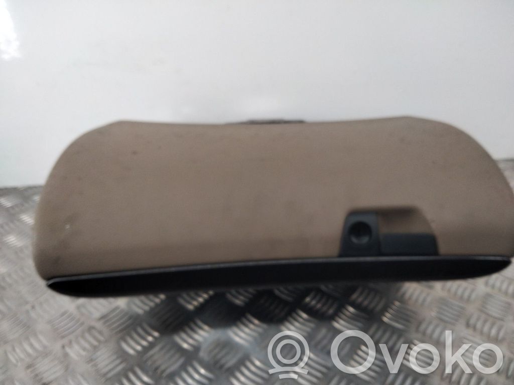 Volvo V70 Juego guantera 