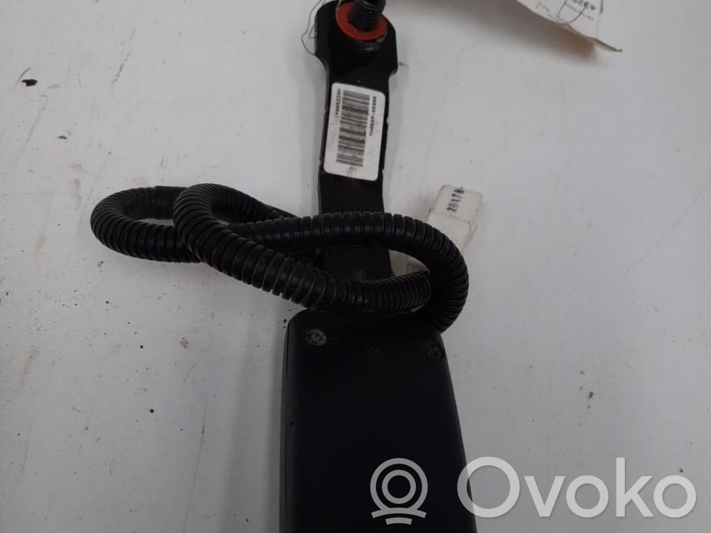 KIA Rio Gurtschloss vorne 