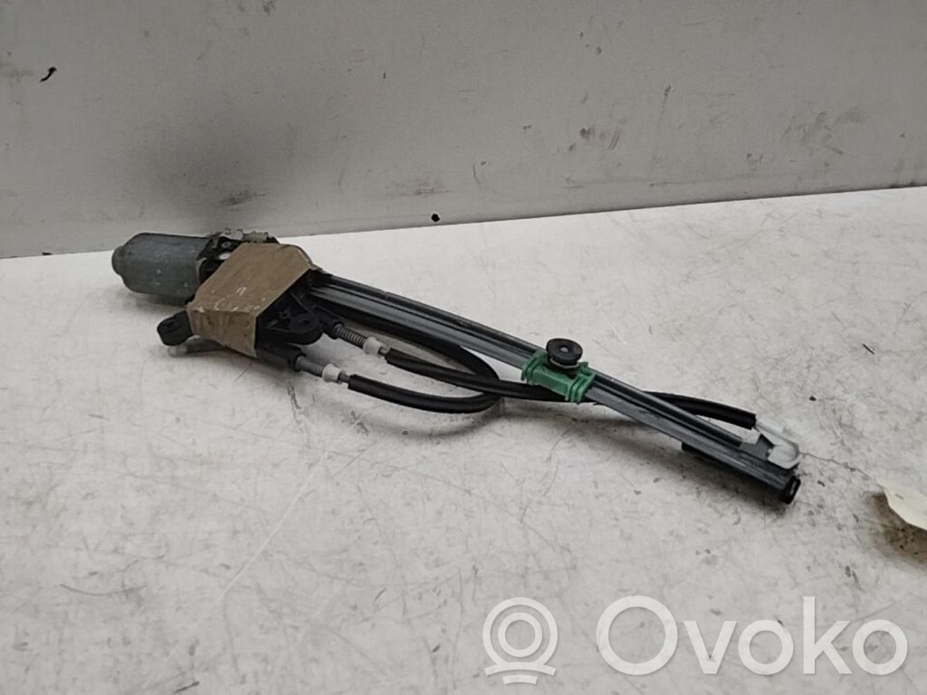 Elektryczny podnośnik szyby drzwi przednich   9221C4